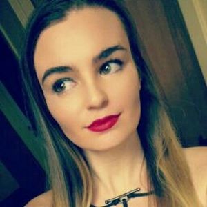 Meet your Posher, Kara